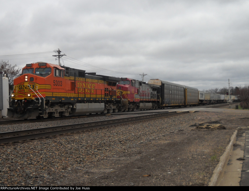 BNSF 5303 West